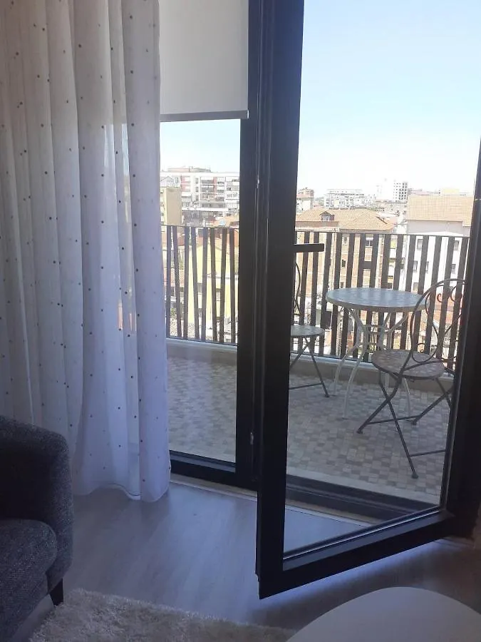 New Bazaar Violin Passion Apartment Tirana